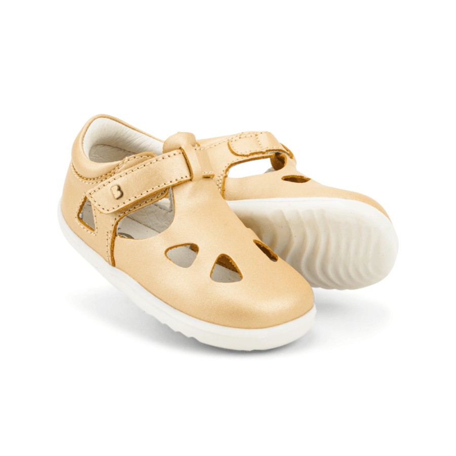 Girls The Children's Shoe Company First Walkers | Su Zap Ii Sandal In Pale Gold