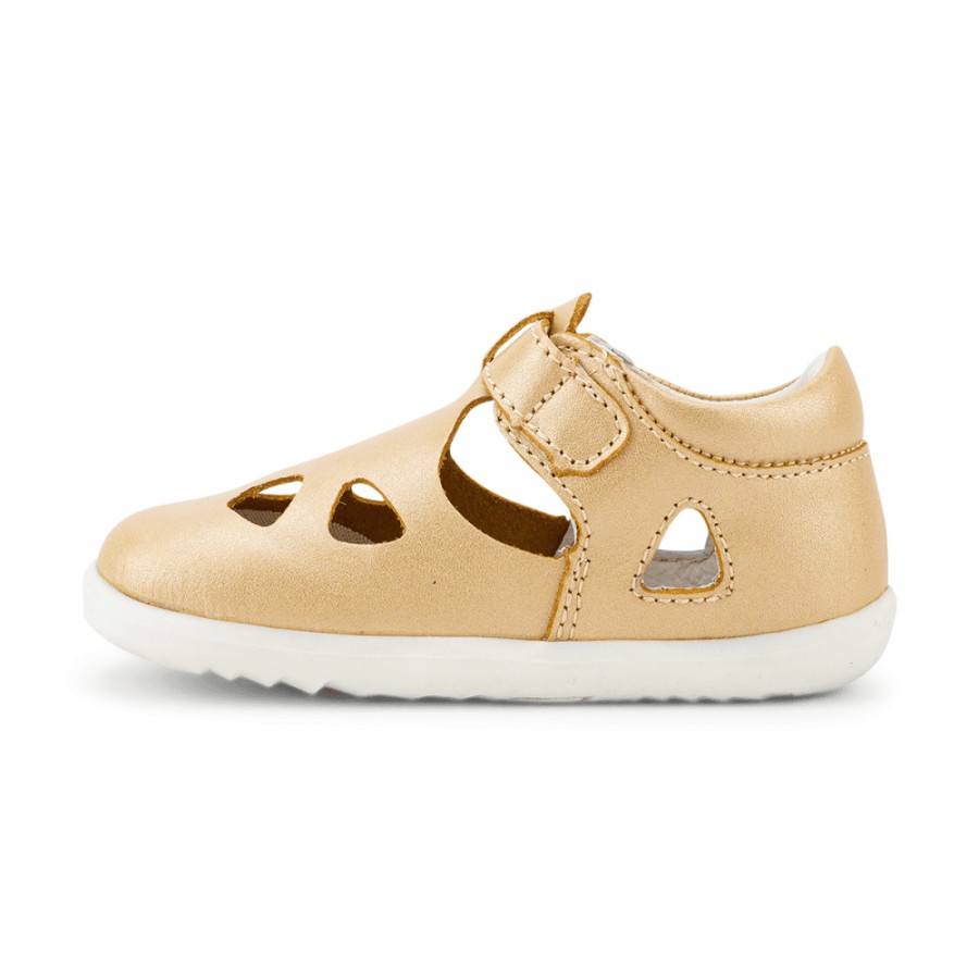 Girls The Children's Shoe Company First Walkers | Su Zap Ii Sandal In Pale Gold